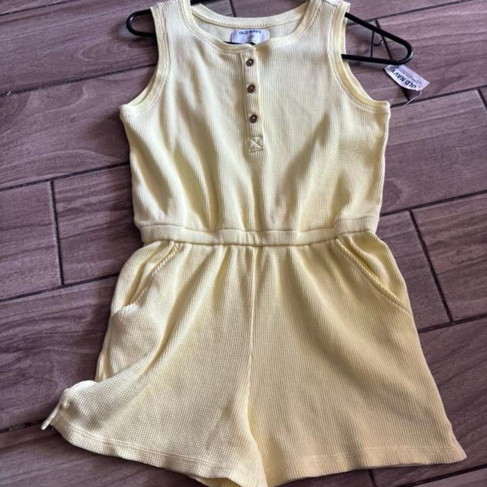 Old Navy Soft Yellow Sleeveless Romper